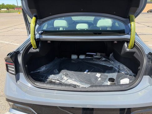 Used 2025 Hyundai Sonata SEL FWD image 32