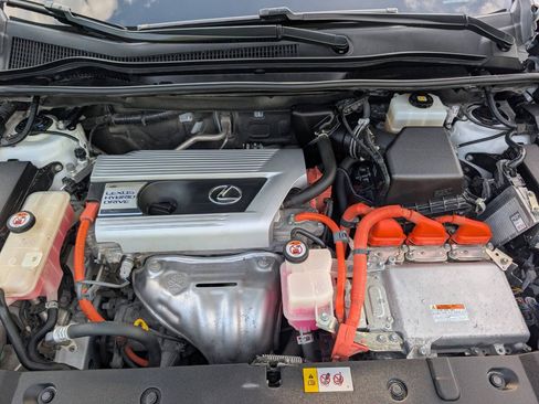 Used 2019 Lexus NX 300h AWD w/ Premium Package image 9