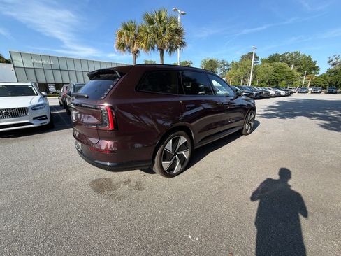 Used 2025 Volvo EX90 Ultra AWD/4WD image 13