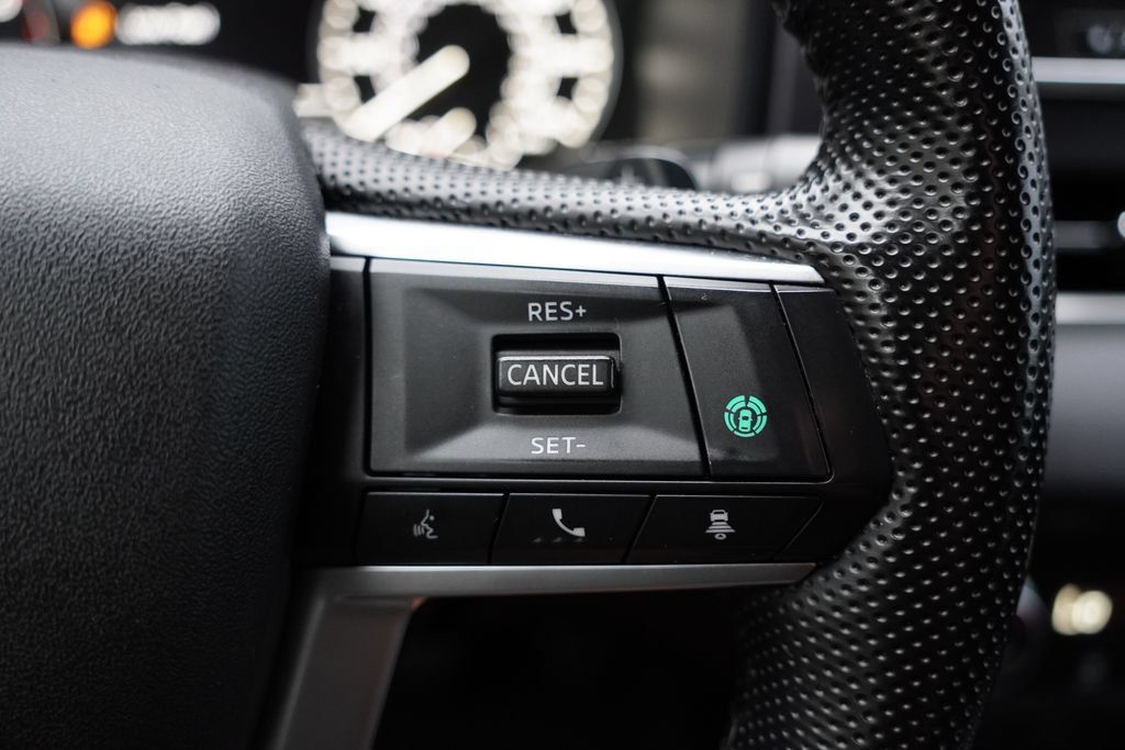Used 2024 Mitsubishi Outlander SE AWD/4WD image 32