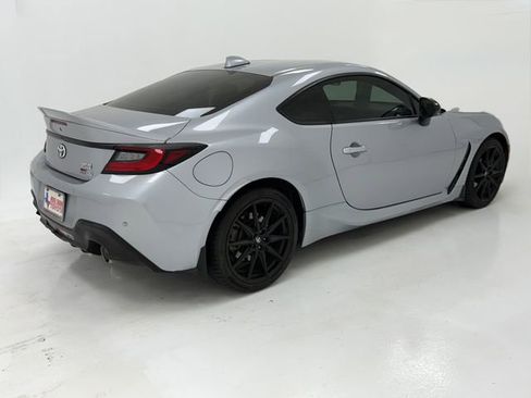 Used 2023 Toyota GR86 Premium image 21