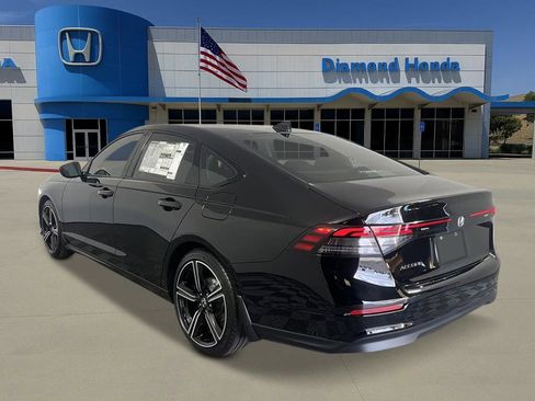 New 2026 Honda Accord SE image 3