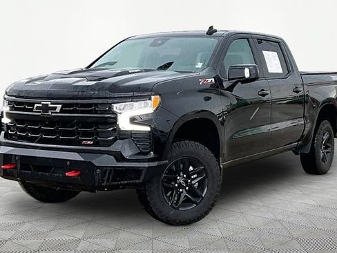 Used 2022 Chevrolet Silverado 1500 LT Trail Boss w/ Convenience Package II AWD/4WD image 1