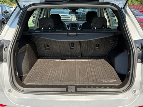 Used 2020 Chevrolet Equinox LS w/ LPO, Floor Liner Package FWD image 23