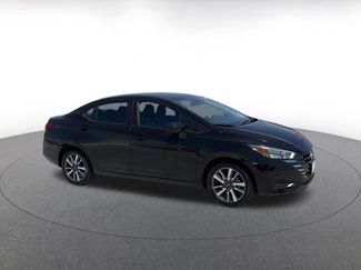 Used 2025 Nissan Versa SV FWD video 2