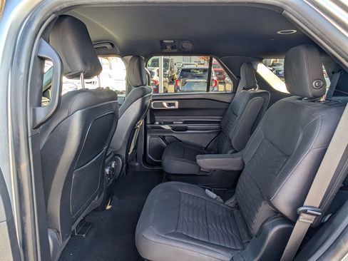 Certified 2020 Ford Explorer XLT image 15