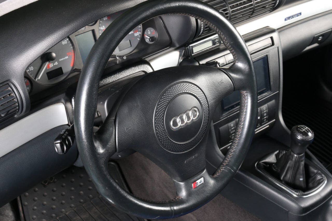 Used 2002 Audi S4 Sedan AWD/4WD image 43