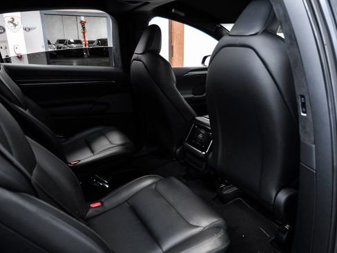 Used 2023 Tesla Model X Plaid image 40