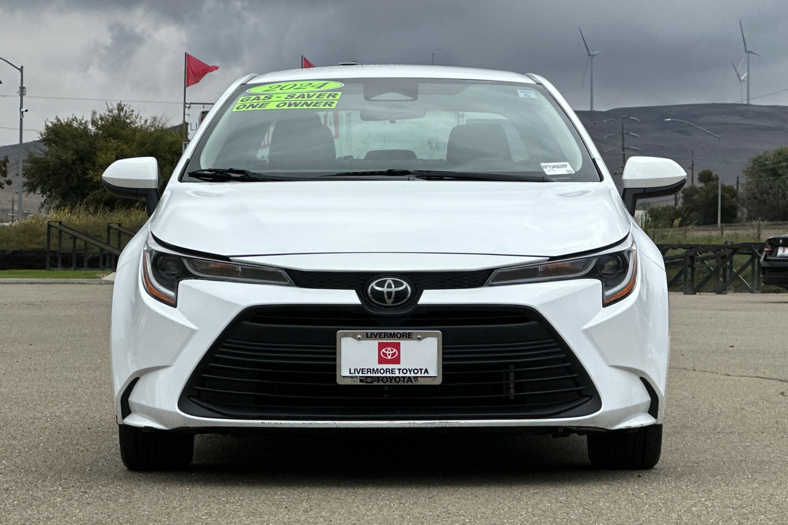 Used 2024 Toyota Corolla LE FWD image 9