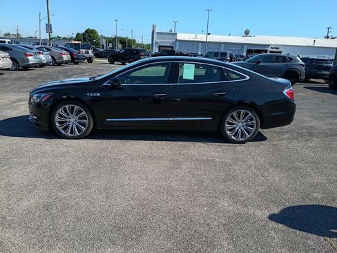 Used 2017 Buick LaCrosse Premium w/ Driver Confidence Package #2 AWD/4WD image 2