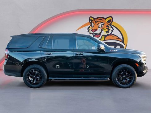 Used 2022 Chevrolet Tahoe Z71 w/ Luxury Package AWD/4WD image 4