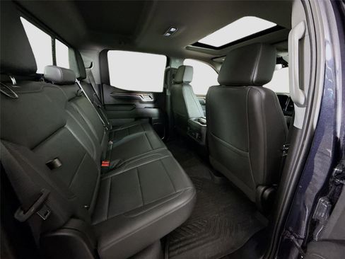 Used 2023 Chevrolet Silverado 1500 RST image 20