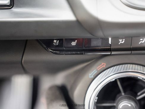 Used 2019 Chevrolet Camaro ZL1 RWD image 96