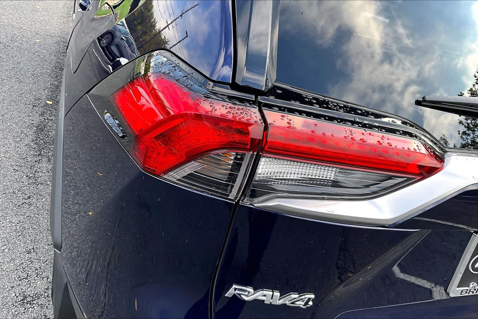 Used 2023 Toyota RAV4 Limited AWD/4WD image 23