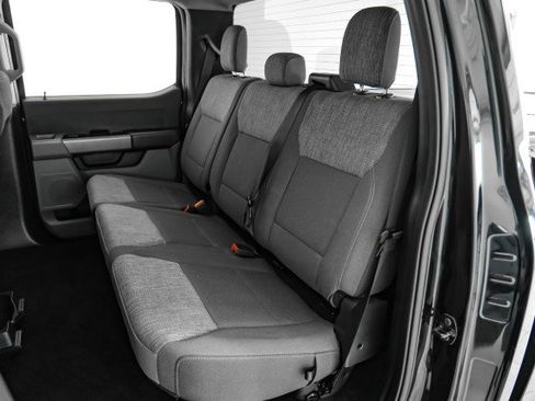 Used 2022 Ford F150 XLT image 33