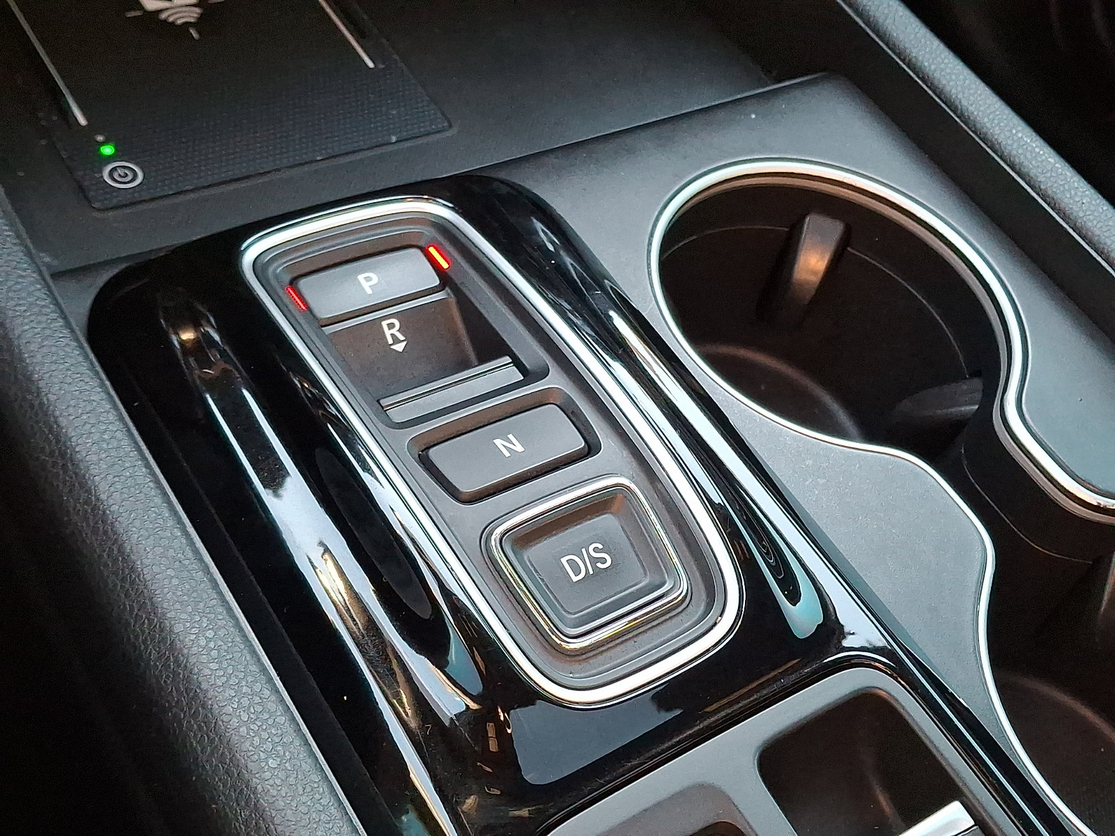 Used 2025 Honda Pilot Black Edition image 15