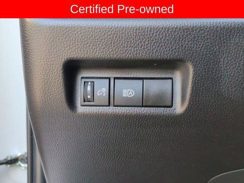 Certified 2025 Toyota RAV4 XLE AWD/4WD image 25