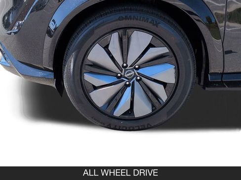 Used 2023 Nissan Ariya AWD image 11