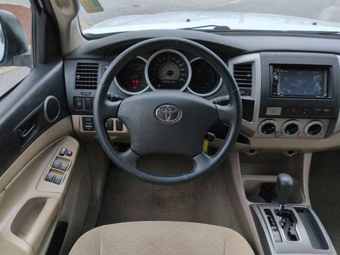 Used 2008 Toyota Tacoma PreRunner RWD image 15