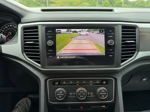 Used 2021 Volkswagen Atlas SE FWD image 20