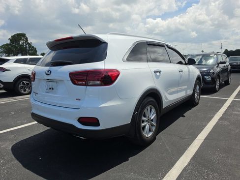 Used 2020 Kia Sorento LX w/ LX I4 Convenience Package FWD image 16