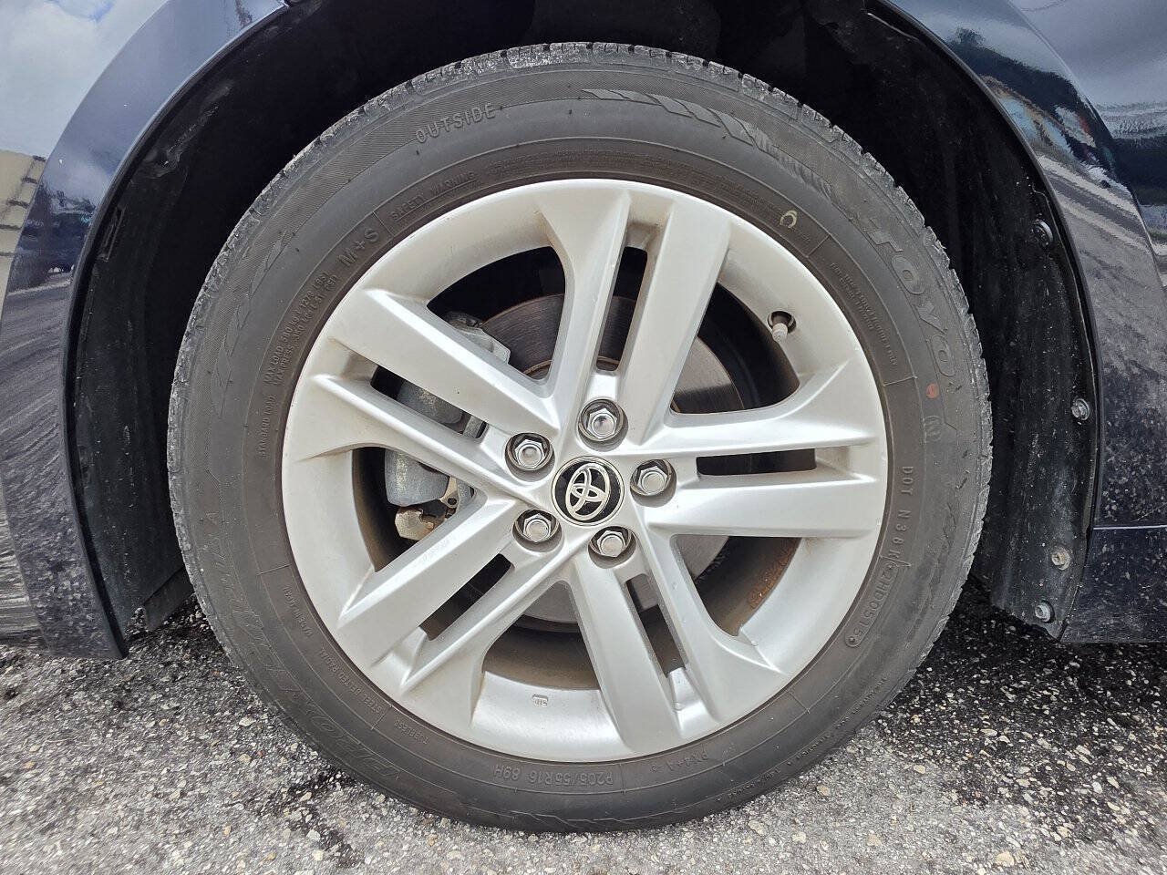 Used 2020 Toyota Corolla SE FWD image 19