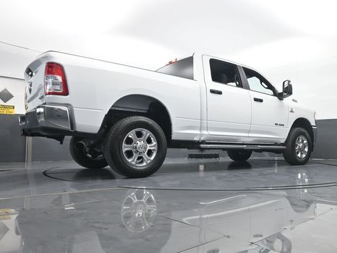Used 2024 RAM 2500 Big Horn AWD/4WD image 66