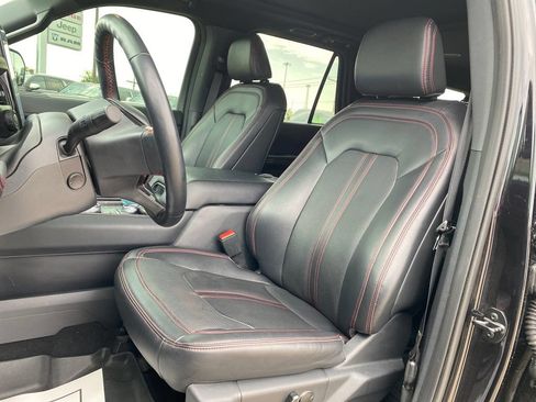 Used 2024 Ford Expedition Max Limited AWD/4WD image 11