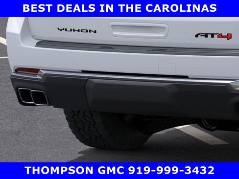 New 2026 GMC Yukon AT4 AWD/4WD image 17