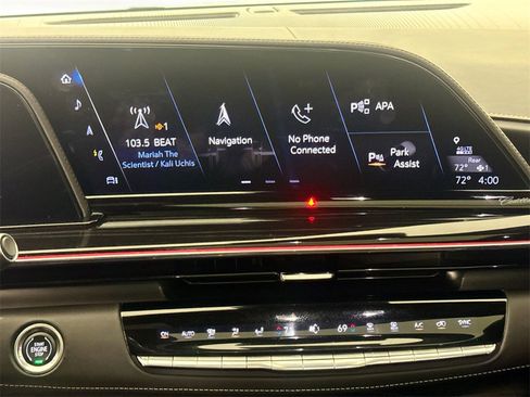 Used 2023 Cadillac Escalade ESV V image 15