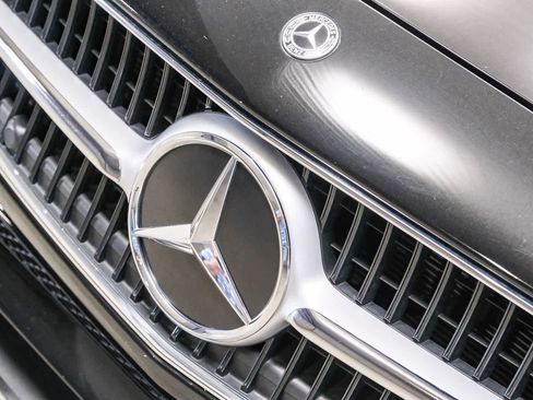 Used 2023 Mercedes-Benz C 300 Sedan image 14