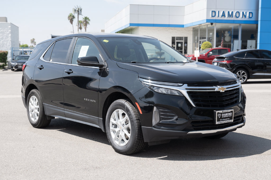 Used 2024 Chevrolet Equinox LT AWD/4WD image 1