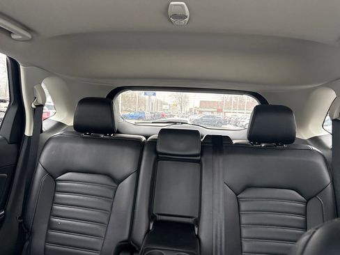 Used 2024 Ford Edge SEL w/ Convenience Package image 39