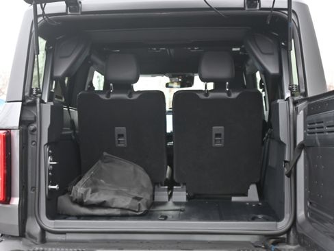 Used 2024 Ford Bronco Black Diamond image 32