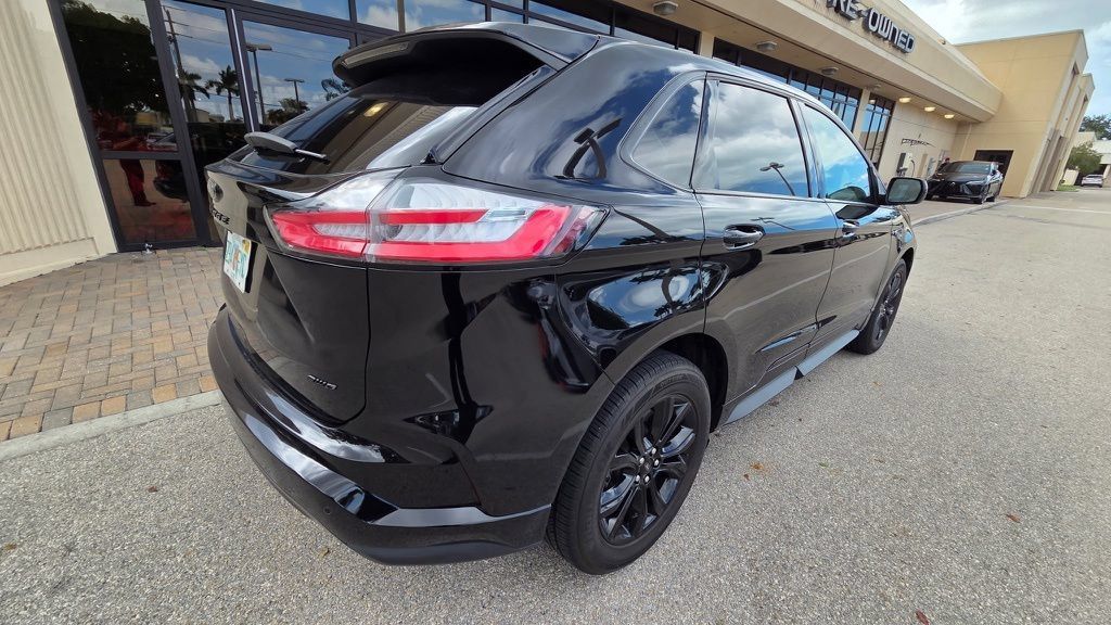 Used 2024 Ford Edge SE w/ Black Appearance Package AWD/4WD image 8