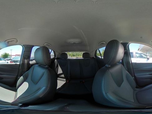 Used 2025 Buick Encore GX Preferred FWD image 37
