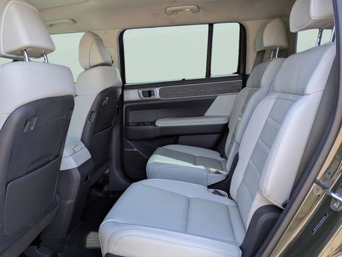 Certified 2024 Hyundai Santa Fe Calligraphy image 12