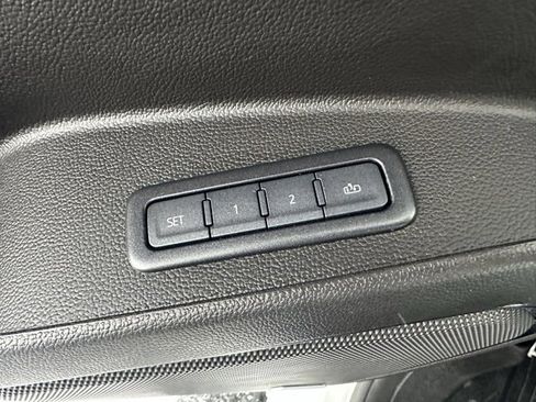 Used 2020 Chevrolet Tahoe Premier image 35