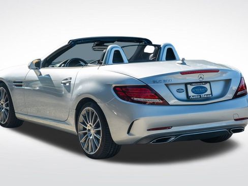 Used 2017 Mercedes-Benz SLC 300 image 4