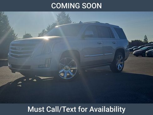 Used 2019 Cadillac Escalade Premium Luxury AWD/4WD image 5