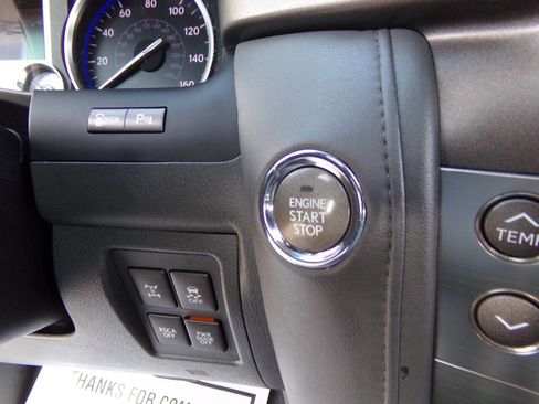 Used 2008 Lexus LX 570 4WD image 31