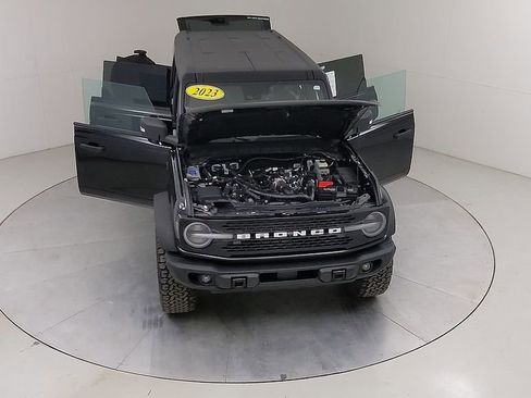 Certified 2023 Ford Bronco Wildtrak AWD/4WD image 45