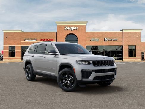 New 2026 Jeep Grand Cherokee L Limited w/ Limited Altitude Package AWD/4WD image 5