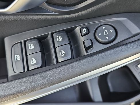 Used 2023 BMW 330e w/ Driving Assistance Package image 27