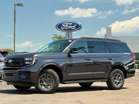 New 2027 Ford Expedition Active AWD/4WD image 1