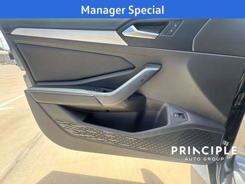 New 2025 Volkswagen Jetta Sport image 23