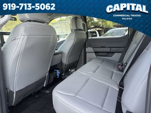 New 2025 Ford F550 4x4 Crew Cab image 17