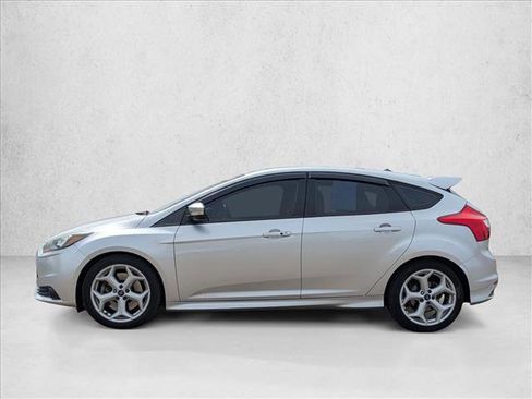 Used 2014 Ford Focus ST FWD image 9
