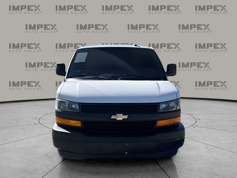 Used 2019 Chevrolet Express 2500 w/ Driver Convenience Package image 8