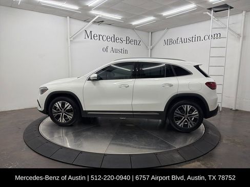 Certified 2025 Mercedes-Benz GLA 250 image 4